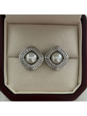 Elegant Silver Pearl Earrings|Pearl studs